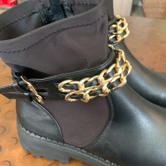 Boots Women's Size 9 Ankle Black Gold Zip up Jones New York - Picture 6 of 8